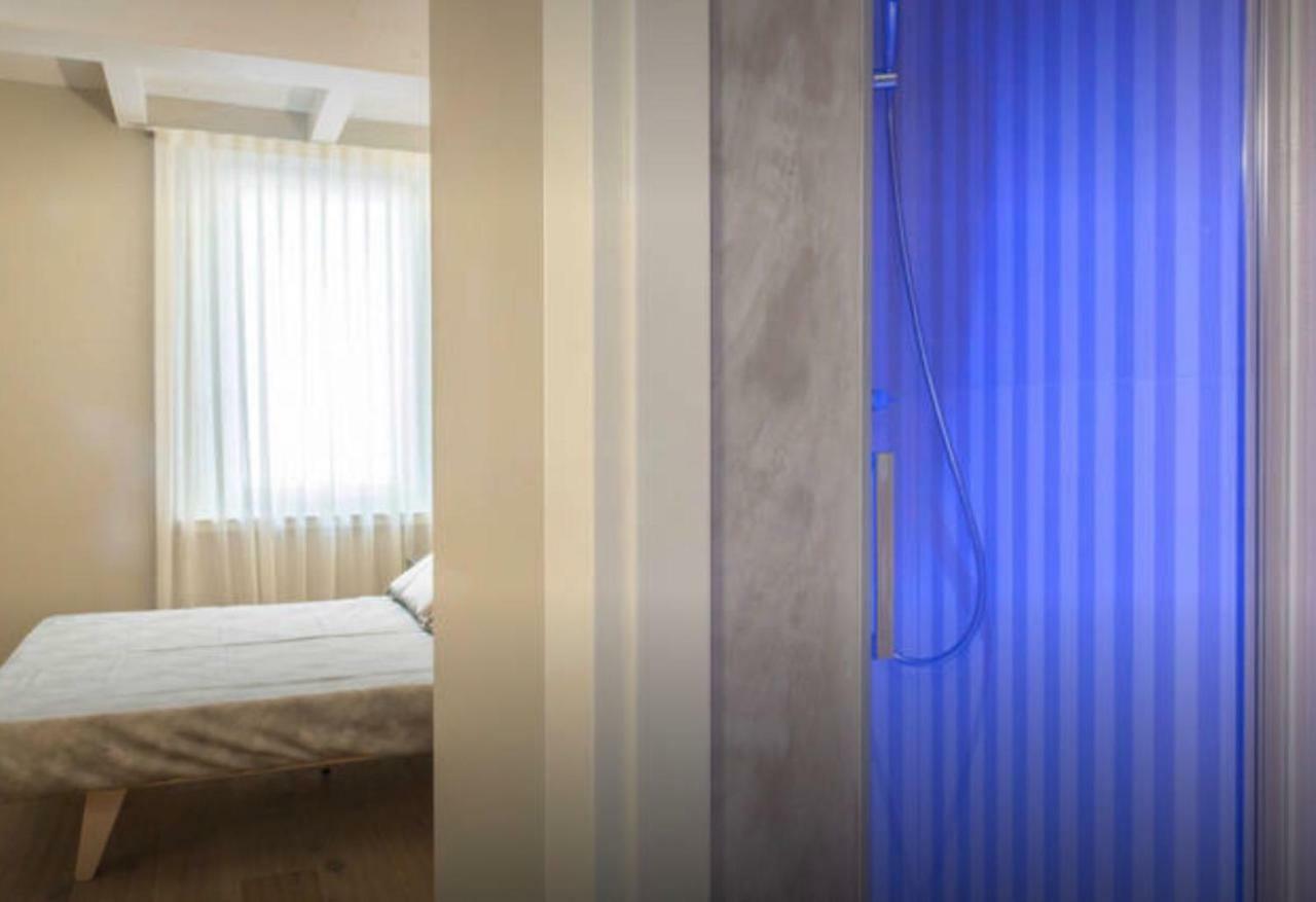Accademia 21 Bed & Breakfast มานโตวา ภายนอก รูปภาพ